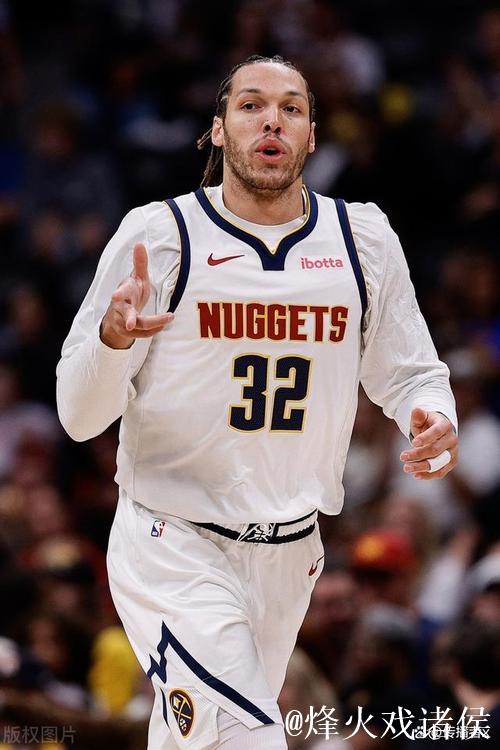 双子星火箭提前续约 戈登1.33亿4年续约掘金
